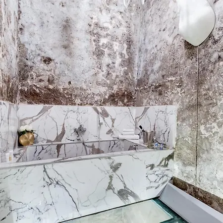 Spanish Queen Appartement *